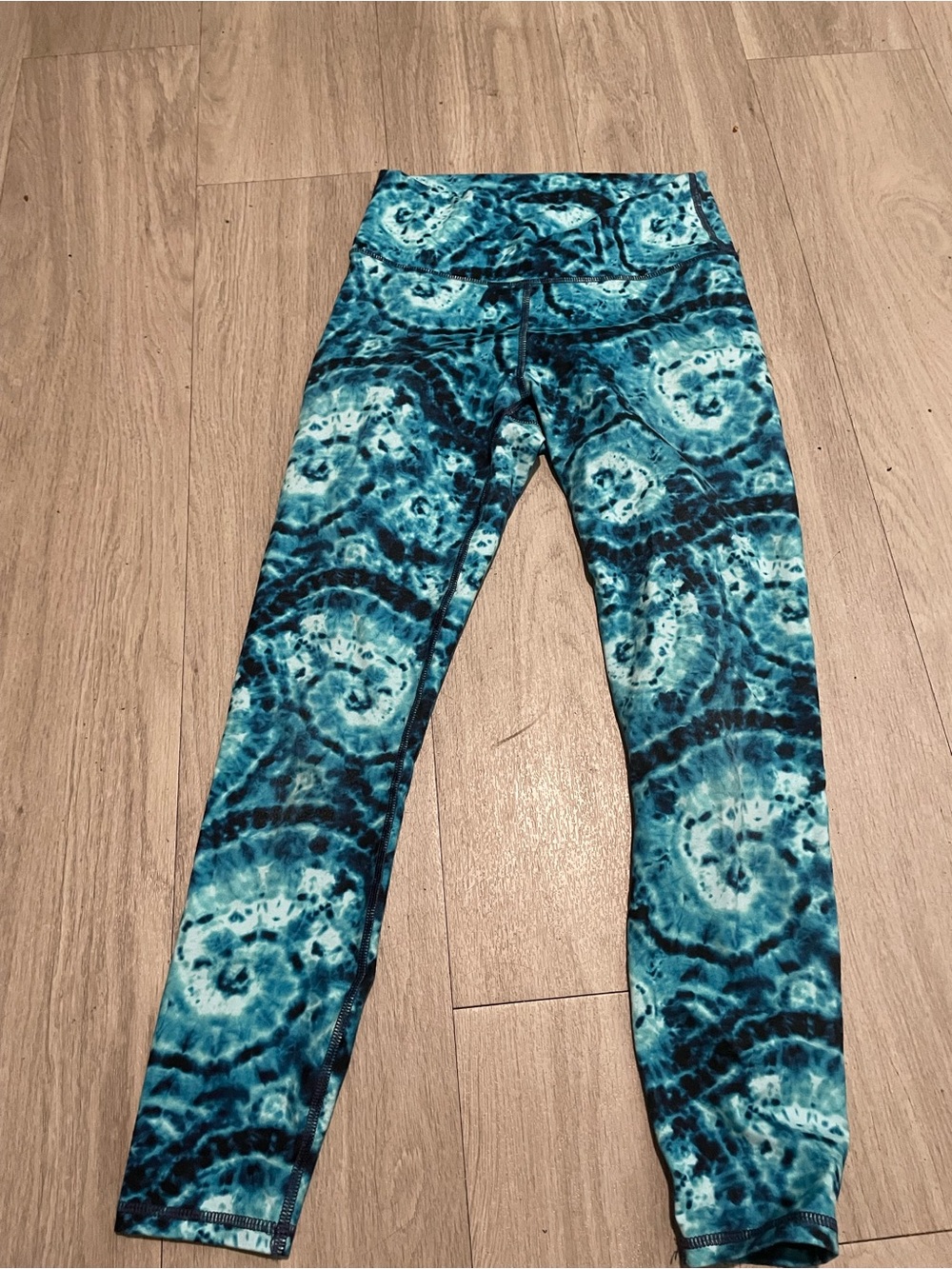 Fabletics Teal and Navy Tie-Dye Leggings